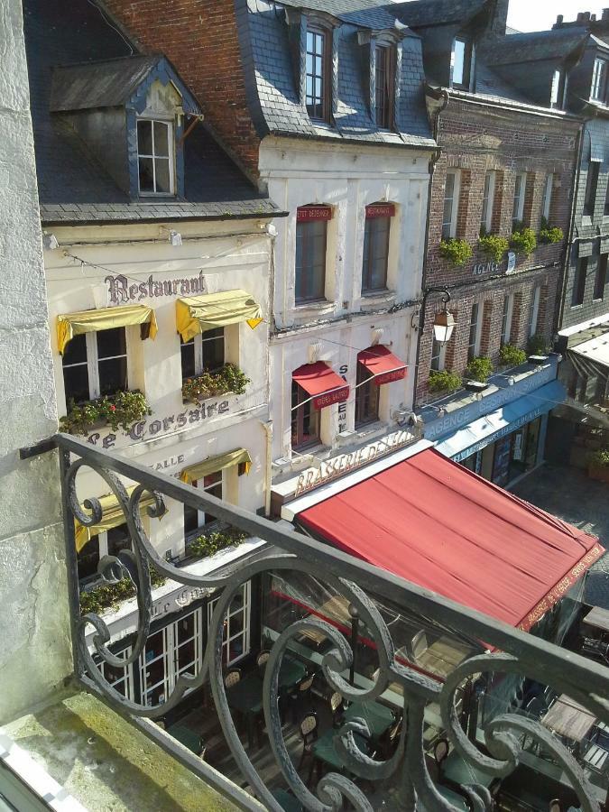 Mansion Victorine Appartement Honfleur Buitenkant foto